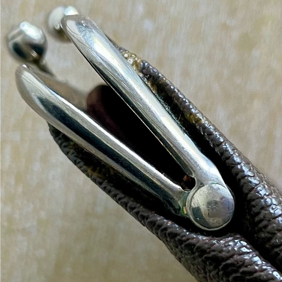 ***SOLD***Rare AUTHENTICITY GUARANTEED VTG LV Kisslock EyeglassCaseCigaretteCase - Picture 8 of 16